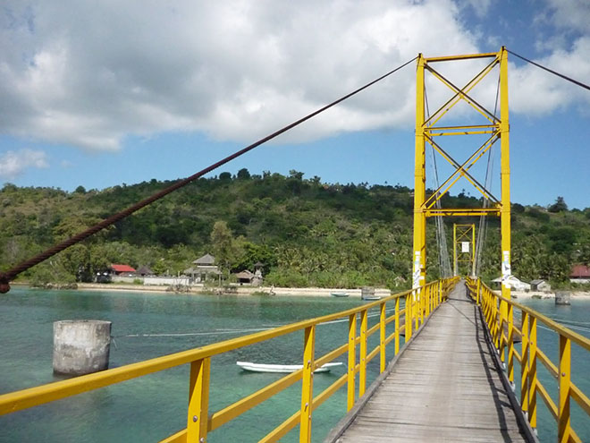 Мост к острову Ченинган