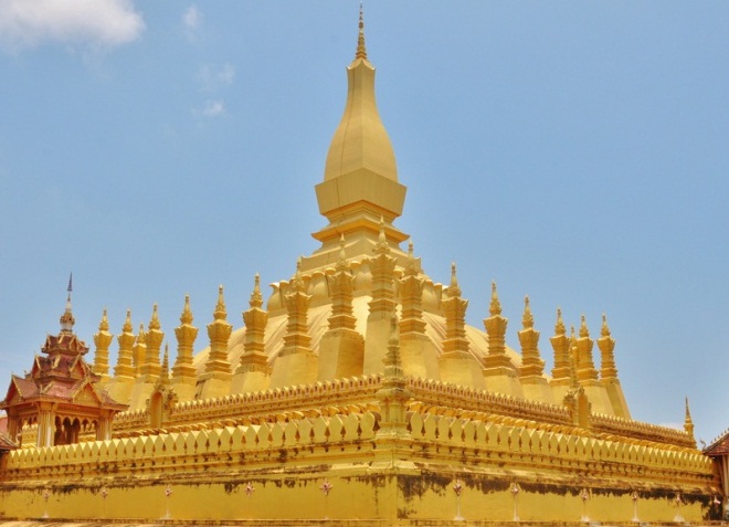 Пагода Тхат Луанг