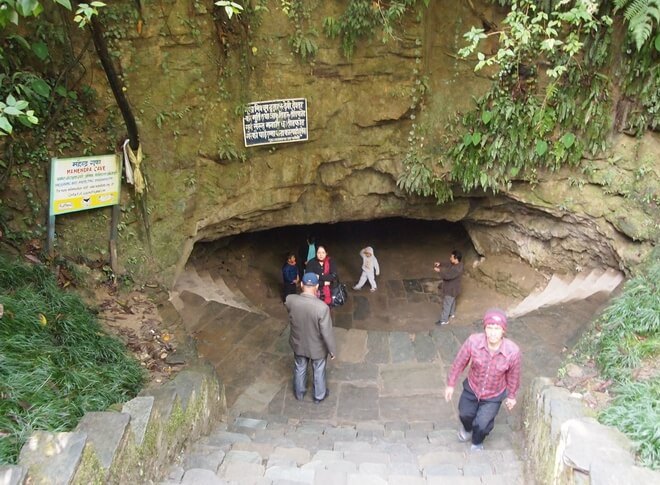 Пещера Мехендра
