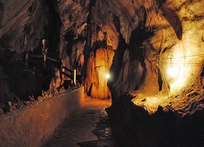 Пещера Tham Chang