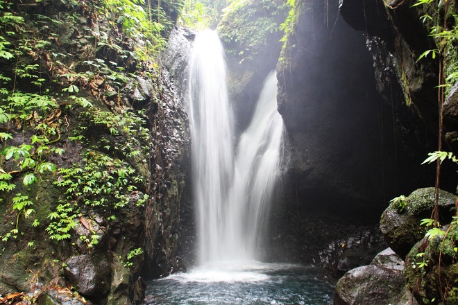Водопад Гит-Гит