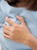 Уплотнение в груди – симптомы, причины, психосоматика