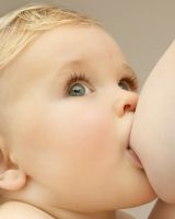 Как кормить ребенка грудью