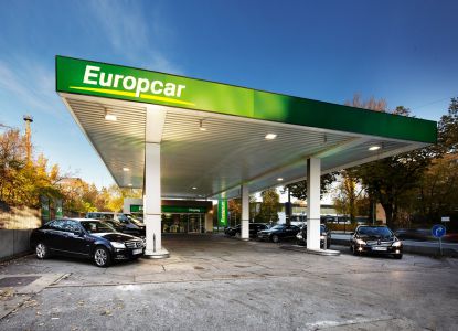 Международная компания по прокату авто Europcar