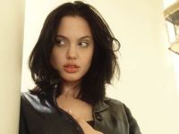 Анджелина Джоли в молодости15