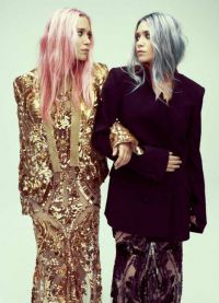 Мэри-Кейт и Эшли Олсен в нарядах собственного дизайна