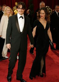 Джонни Депп с Ванессой Паради на церемонии вручения Оскара