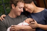 Любящий отец Цукерберг с женой и дочерью Макс
