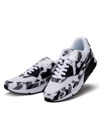 Камуфляжные кроссовки Nike4