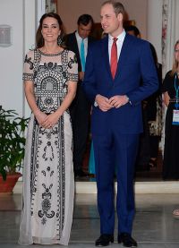 Во время визита в Индию у Кейт были наряды и в классическом стиле