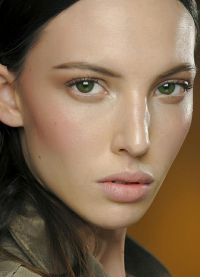 макияж для зеленых глаз и русых волос 1