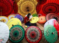 Китайские зонты на рынках Мьянмы