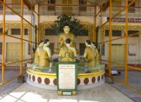 Пагода Ботатхаун изнутри