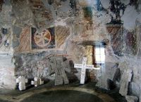Фрески, сохранившиеся на стенах монастыря