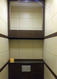 Шкаф в туалете13