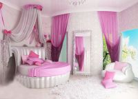 Розовые шторы2