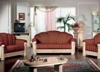 Мягкая мебель для гостиной в классическом стиле3
