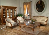 Мягкая мебель для гостиной в классическом стиле7