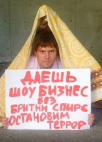 Михаил Матвиенко объявил голодовку