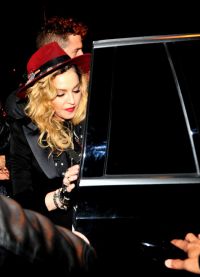 Мадонна отметила День Благодарения в мадридском ресторане