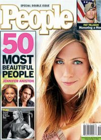 Впервые  Энистон попала в список самых красивых женщин журнала People в 2004 год