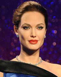 Восковая Анджелина Джоли