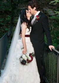 Шеннен и Курт поженились 15 октября 2011 года