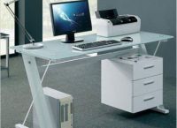 Белый компьютерный стол4