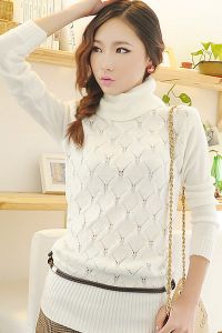 Вязаный белый свитер 7