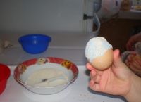 как сделать поделку из яйца  4