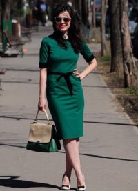 С чем одеть зеленое платье 7