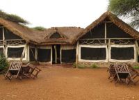 Отель Serengeti Tented Camp - Ikoma Bush Camp выглядит достаточно экзотично