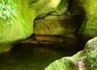 Озерцо в пещере