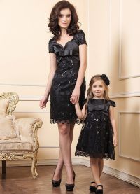 Платья для мамы и дочки в одном стиле3
