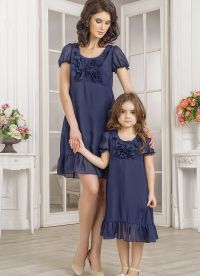 Платья для мамы и дочки в одном стиле6