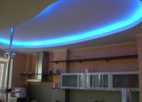 Подсветка на кухне13