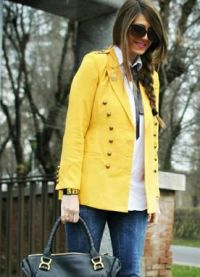 С чем носить желтый пиджак 12