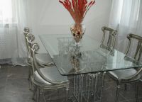 Стеклянный стол на кухню12