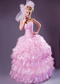 свадебное платье с розовым бантом 5