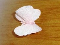 Бабочки из гофрированной бумаги22