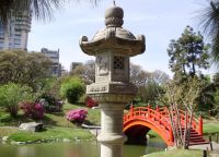 Японский сад в парке Трес-де-Фебреро