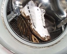 как стирать кроссовки