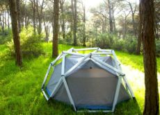 надувная палатка