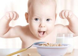 Чем кормить ребенка в 11 месяцев