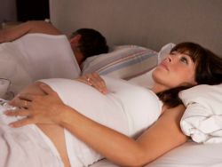 тяжесть в животе на ранних сроках беременности