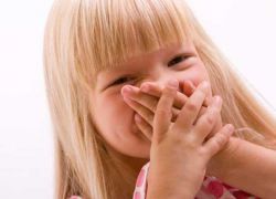 Почему у ребенка неприятный запах изо рта