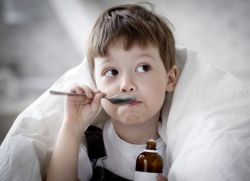 Сильный сухой кашель у ребенка чем лечить