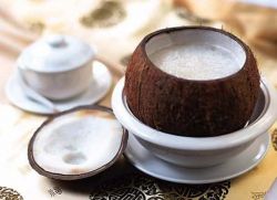 Чем полезна мякоть кокоса