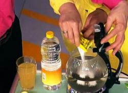 Как почистить чайник лимонной кислотой1