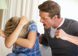 Что делать если муж бьет